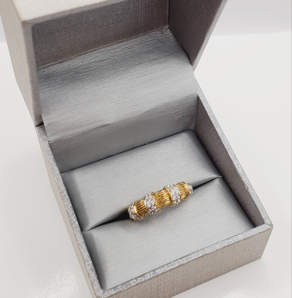Yellow Gold Ring - Picture 6 of 6